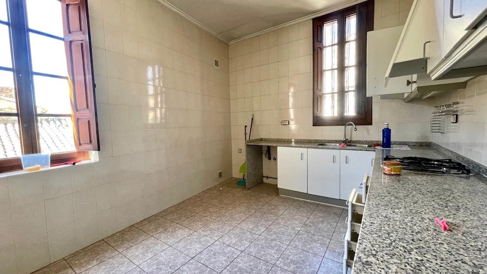 Property 2469 - Image 21